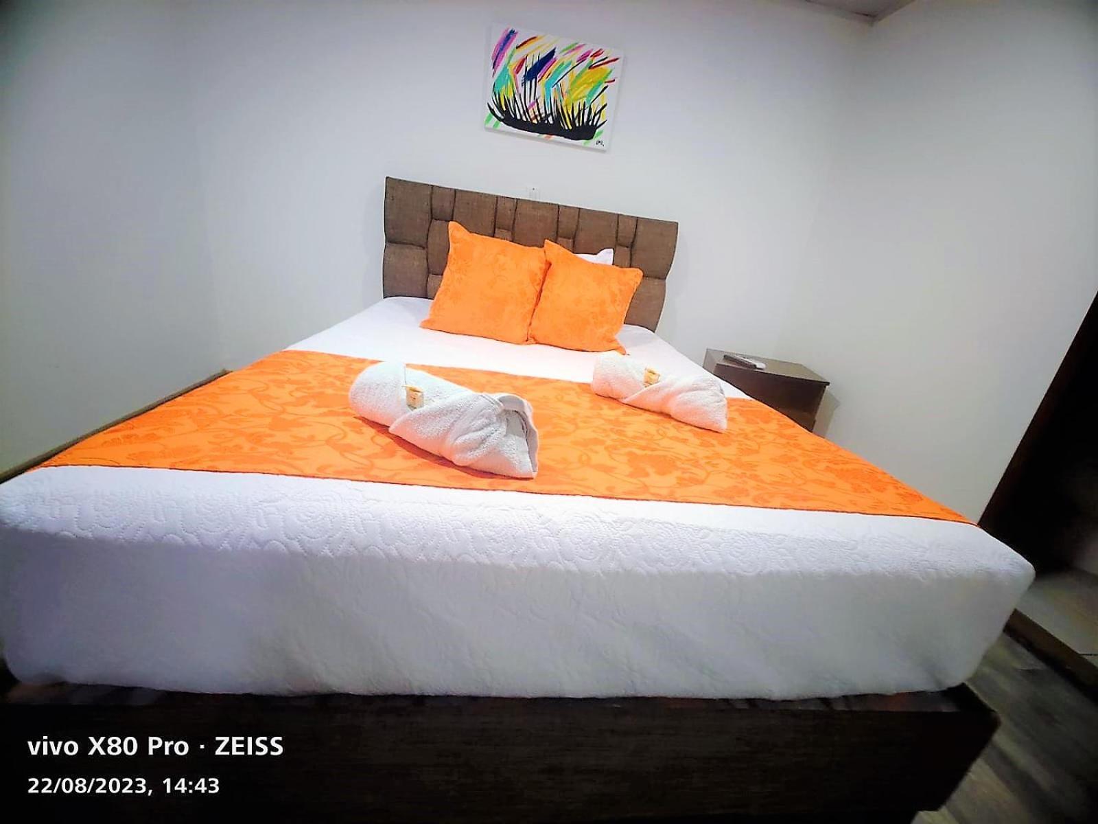 Hotel Kristal Ferial Богота Екстериор снимка