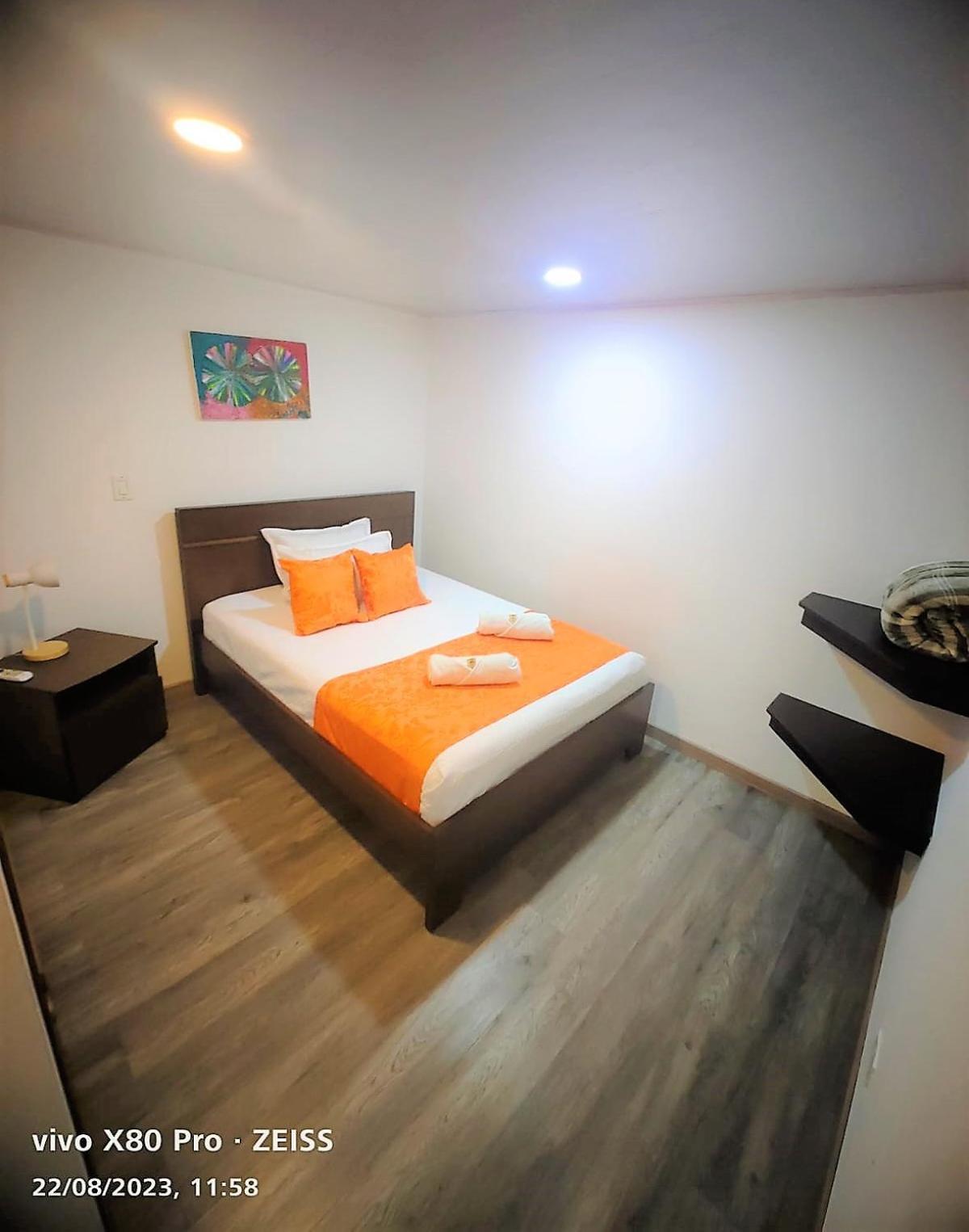 Hotel Kristal Ferial Богота Екстериор снимка