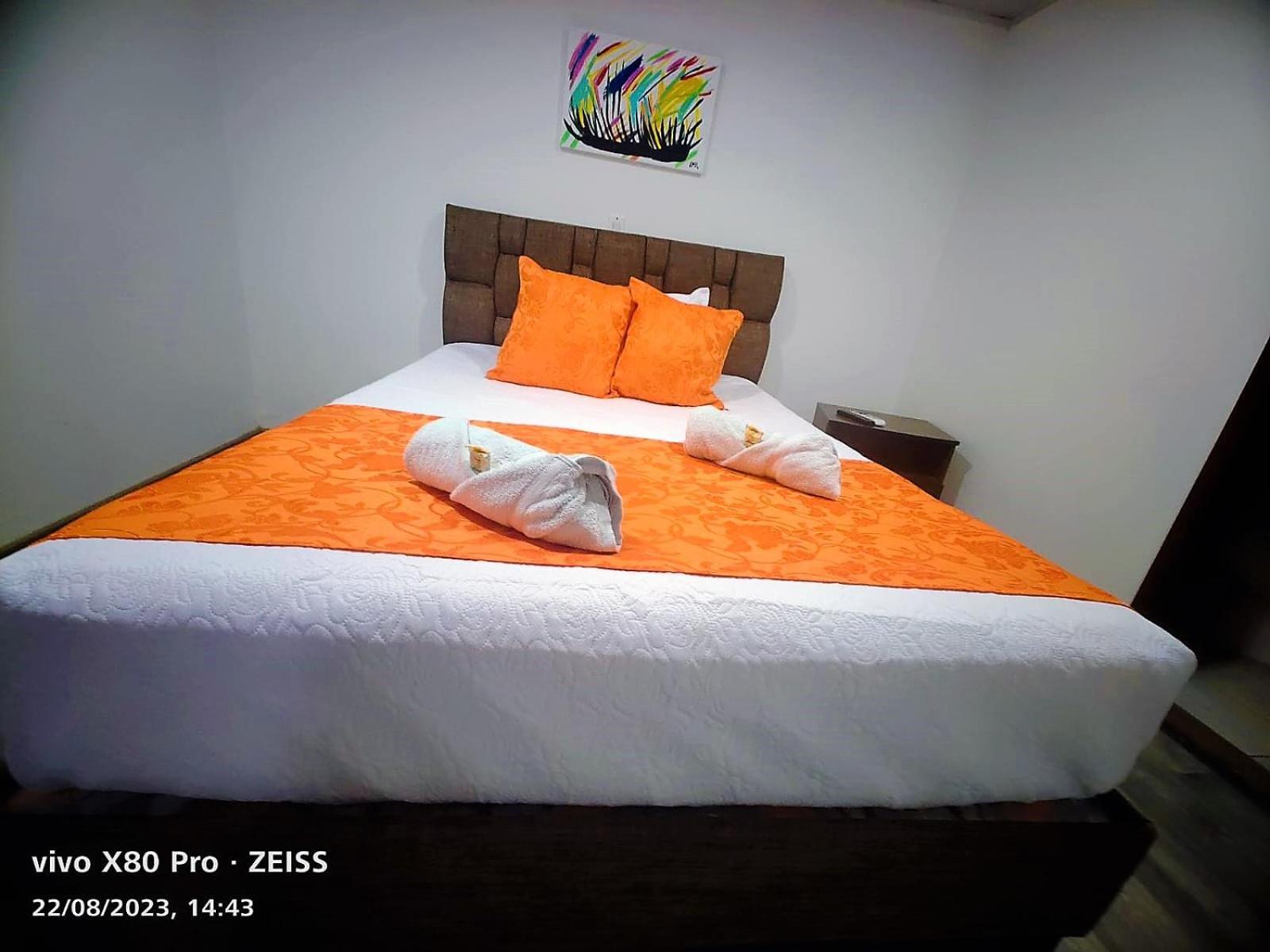 Hotel Kristal Ferial Богота Екстериор снимка