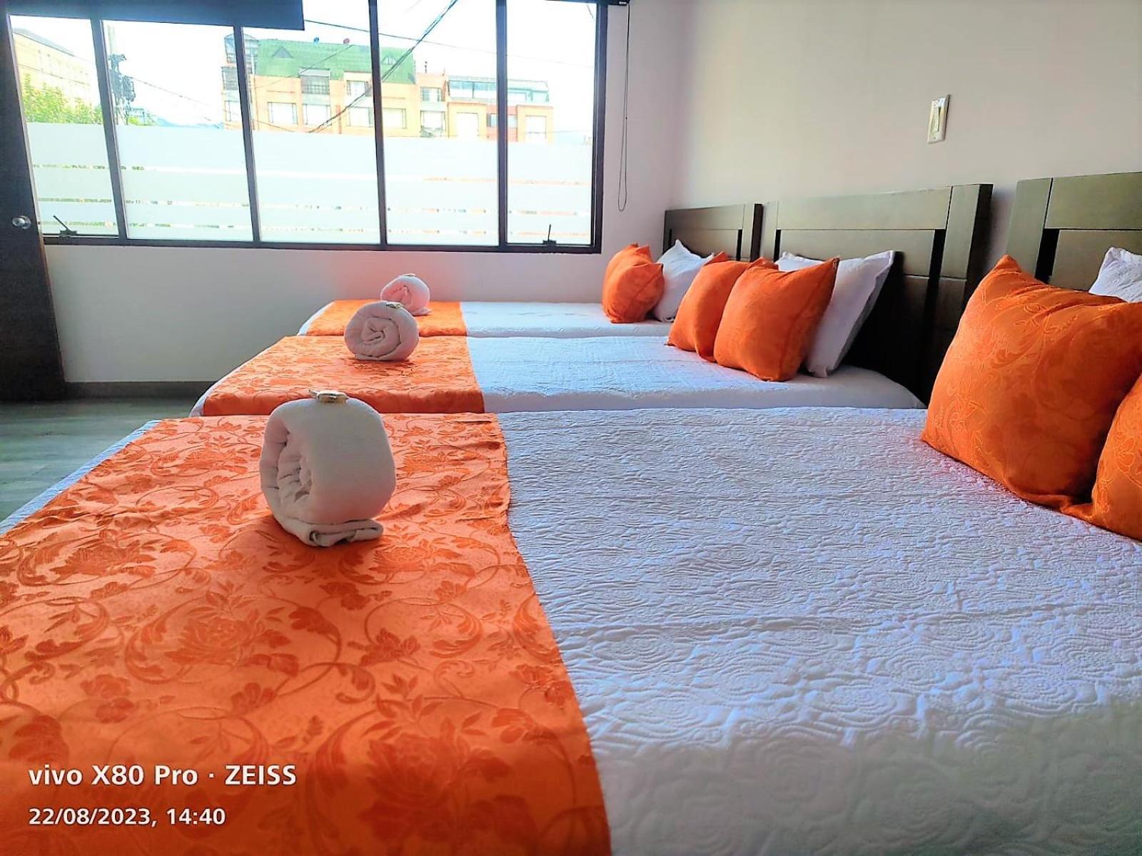 Hotel Kristal Ferial Богота Екстериор снимка